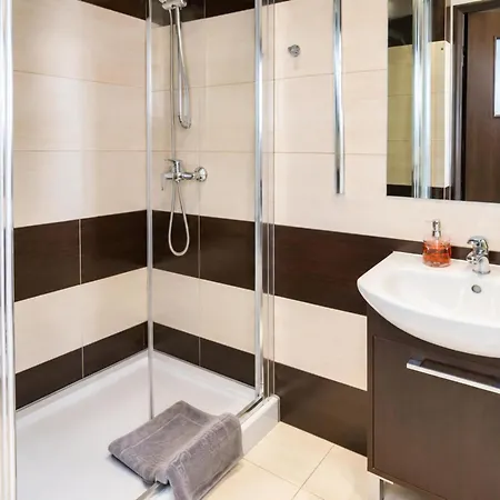 For 3 People Close To The Sea